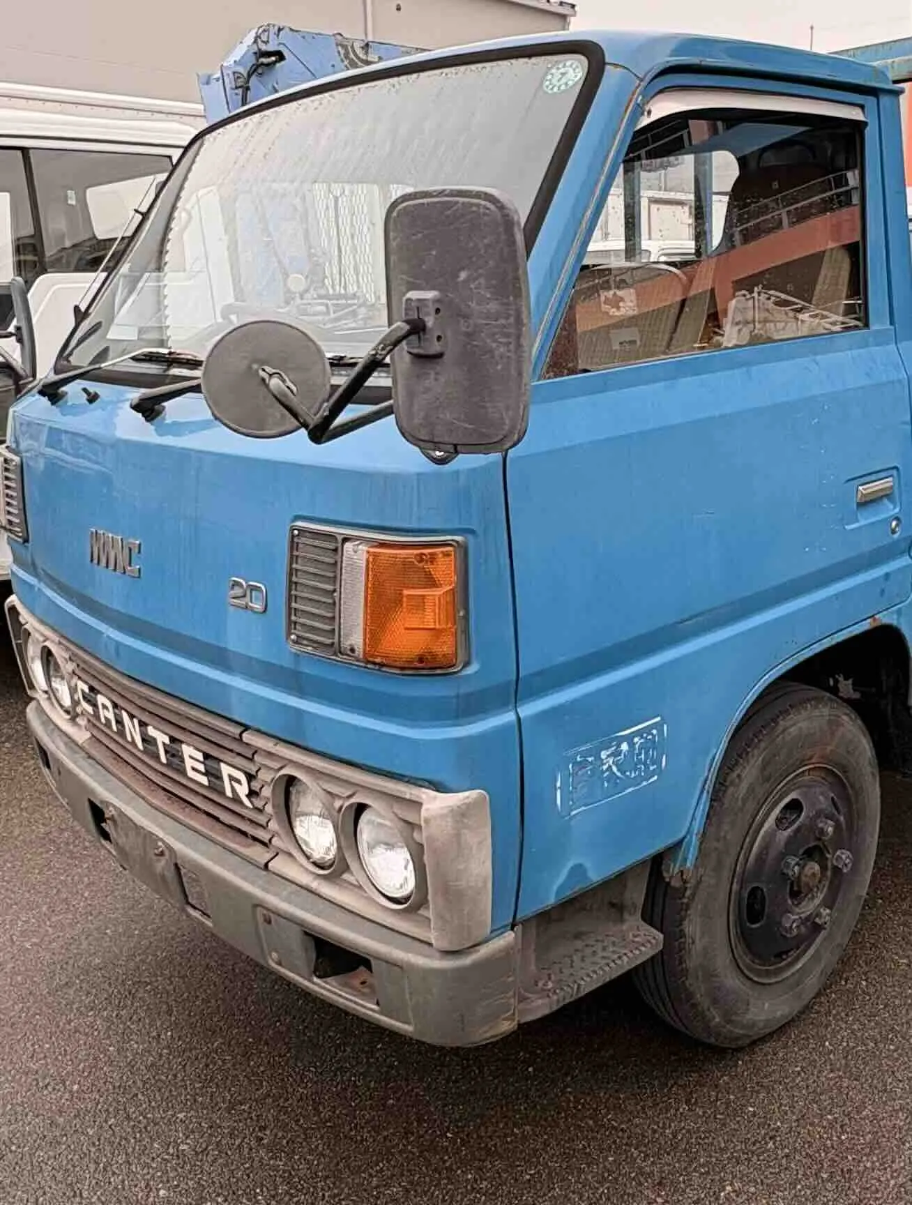 Mitsubishi Fuso Canter 