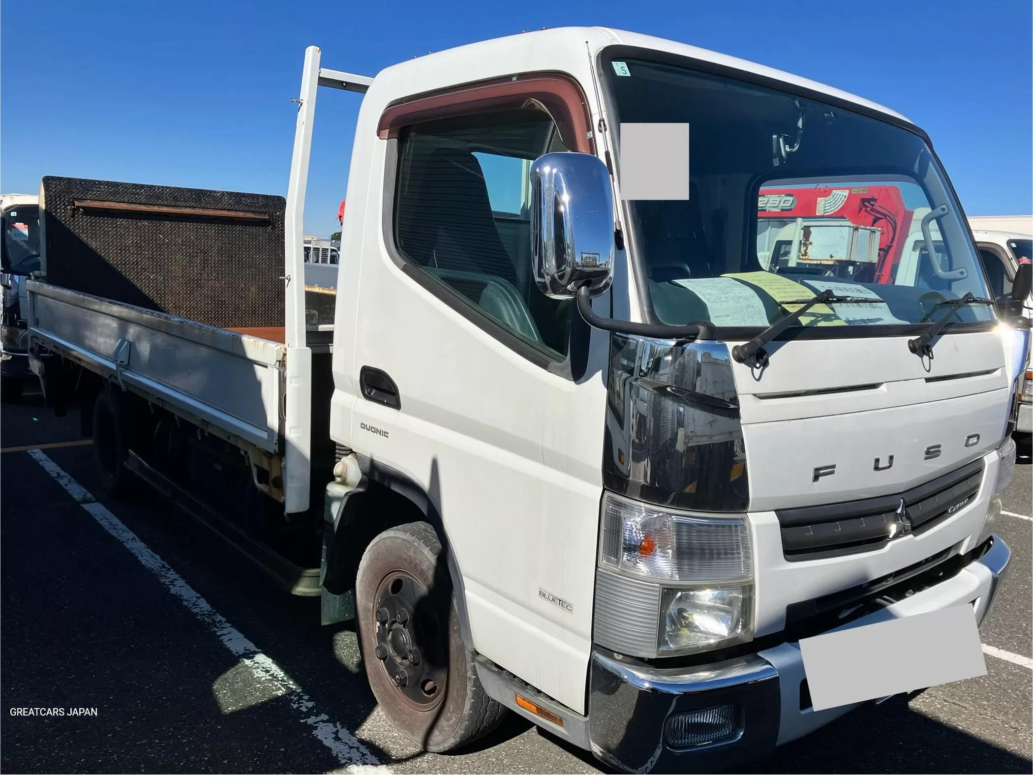 Affordable Mistubishi White 2wd 2013