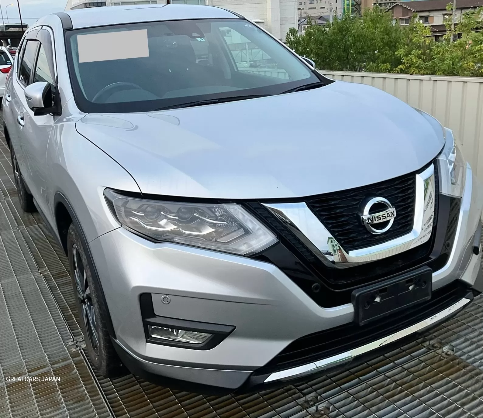 Affordable Nissan Silver 4wd 2021