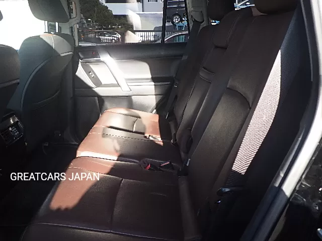 TOYOTA LANDCRUISER PRADO 5D 4WD TX