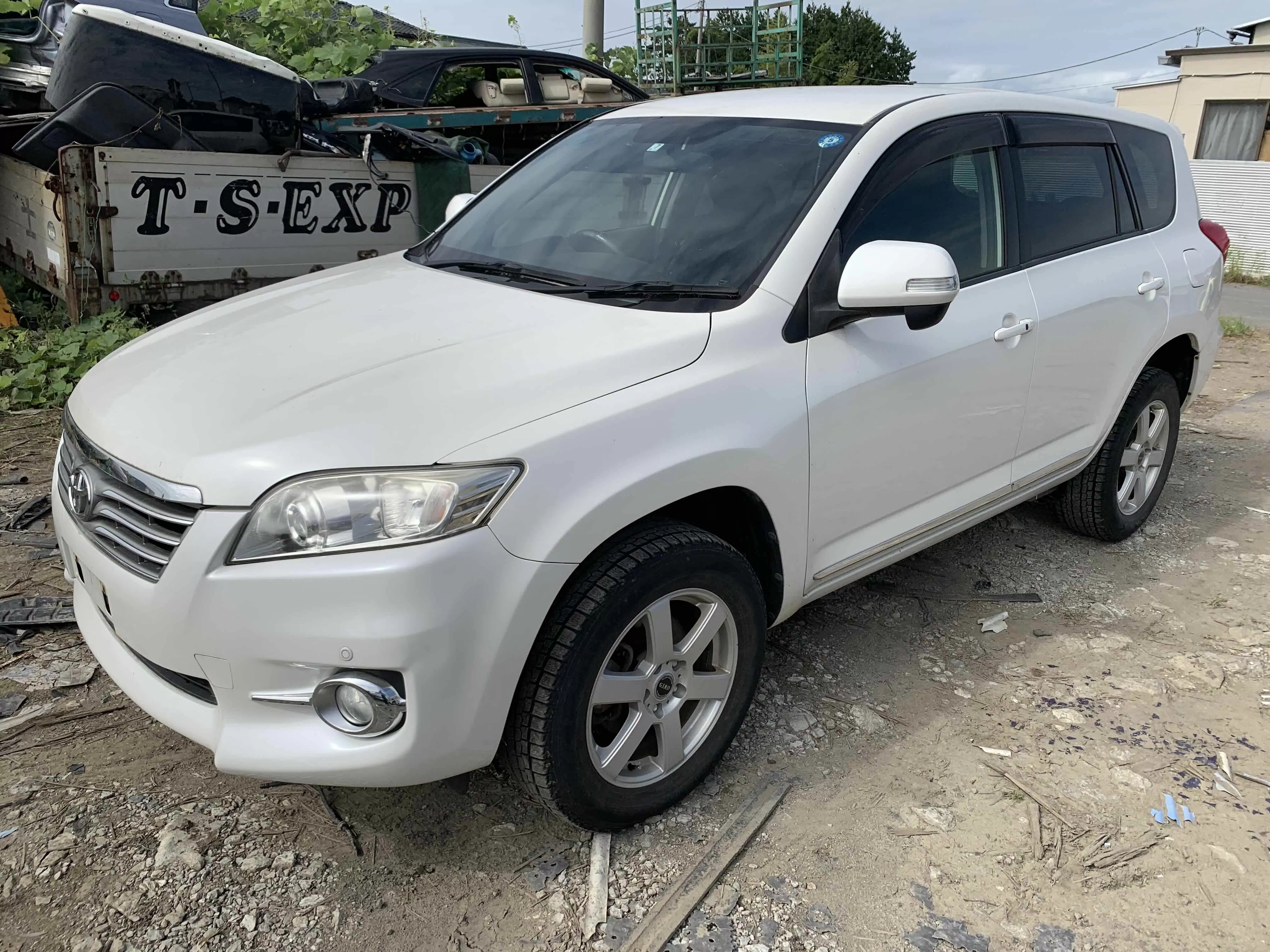 TOYOTA VANGUARD 4WD 240S