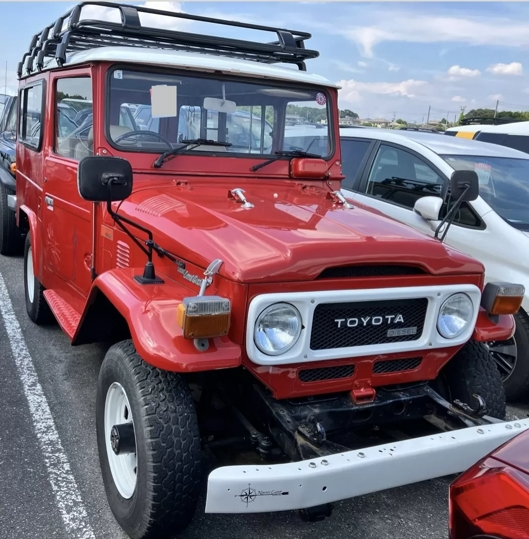 Affordable Toyota Red 4wd 