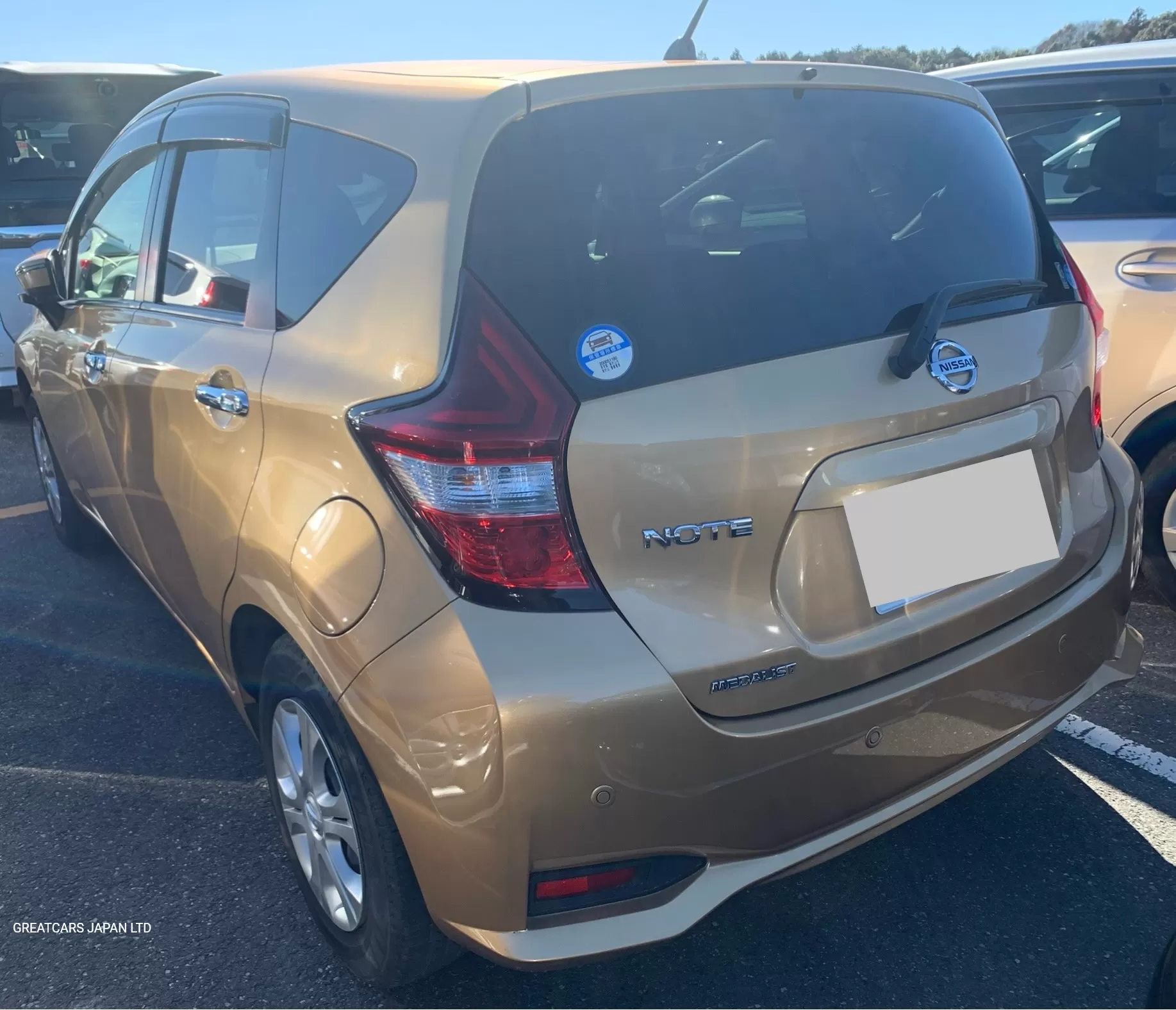 Affordable Nissan Gold 2wd 2020