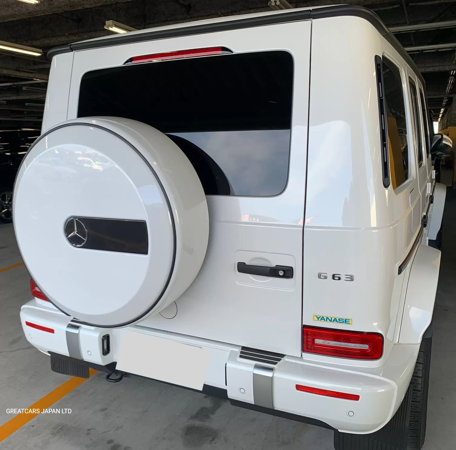 MERCEDES BENZ G-CLASS 5D 4WD G400D AMG LINE