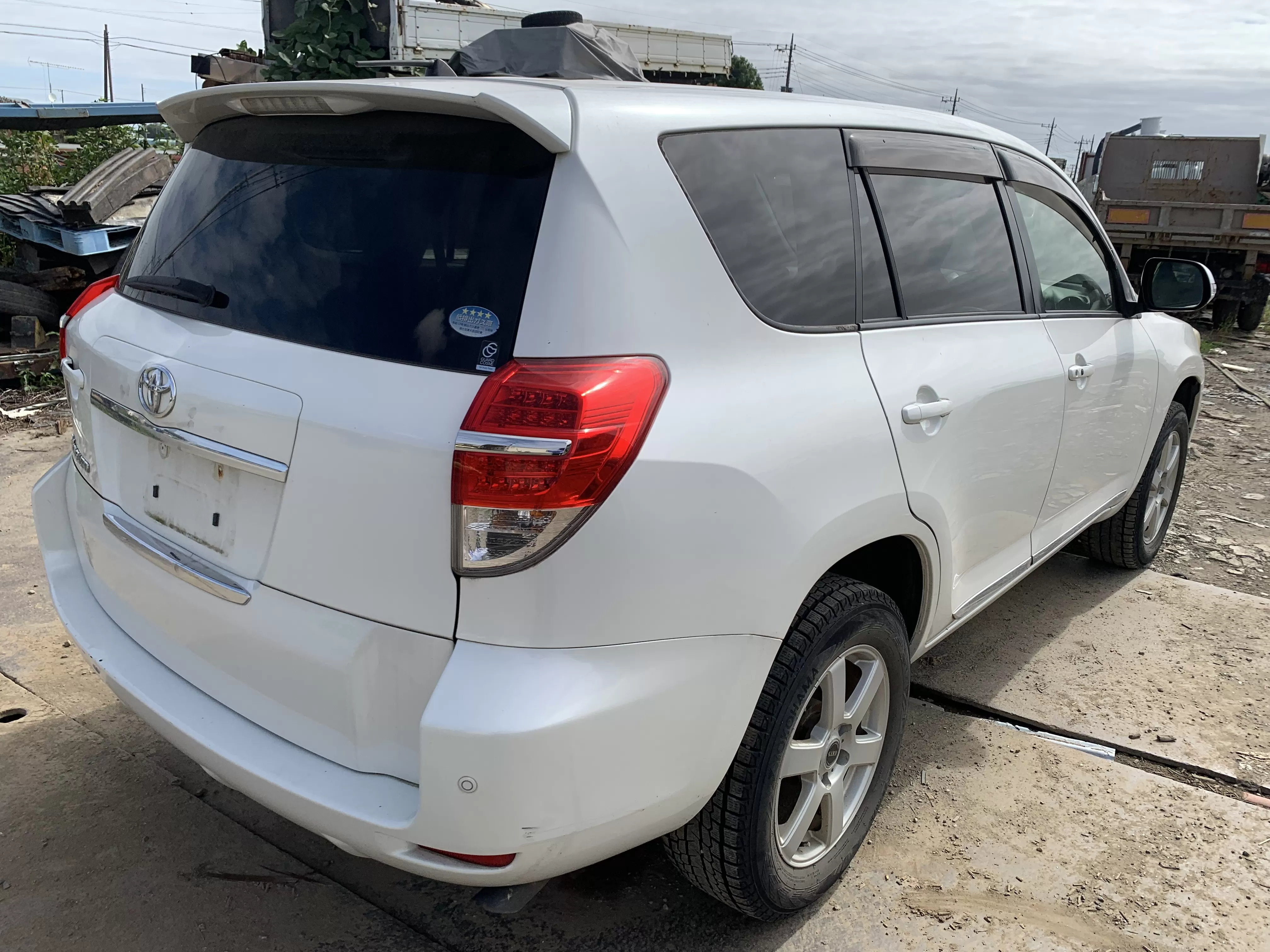 TOYOTA VANGUARD 4WD 240S