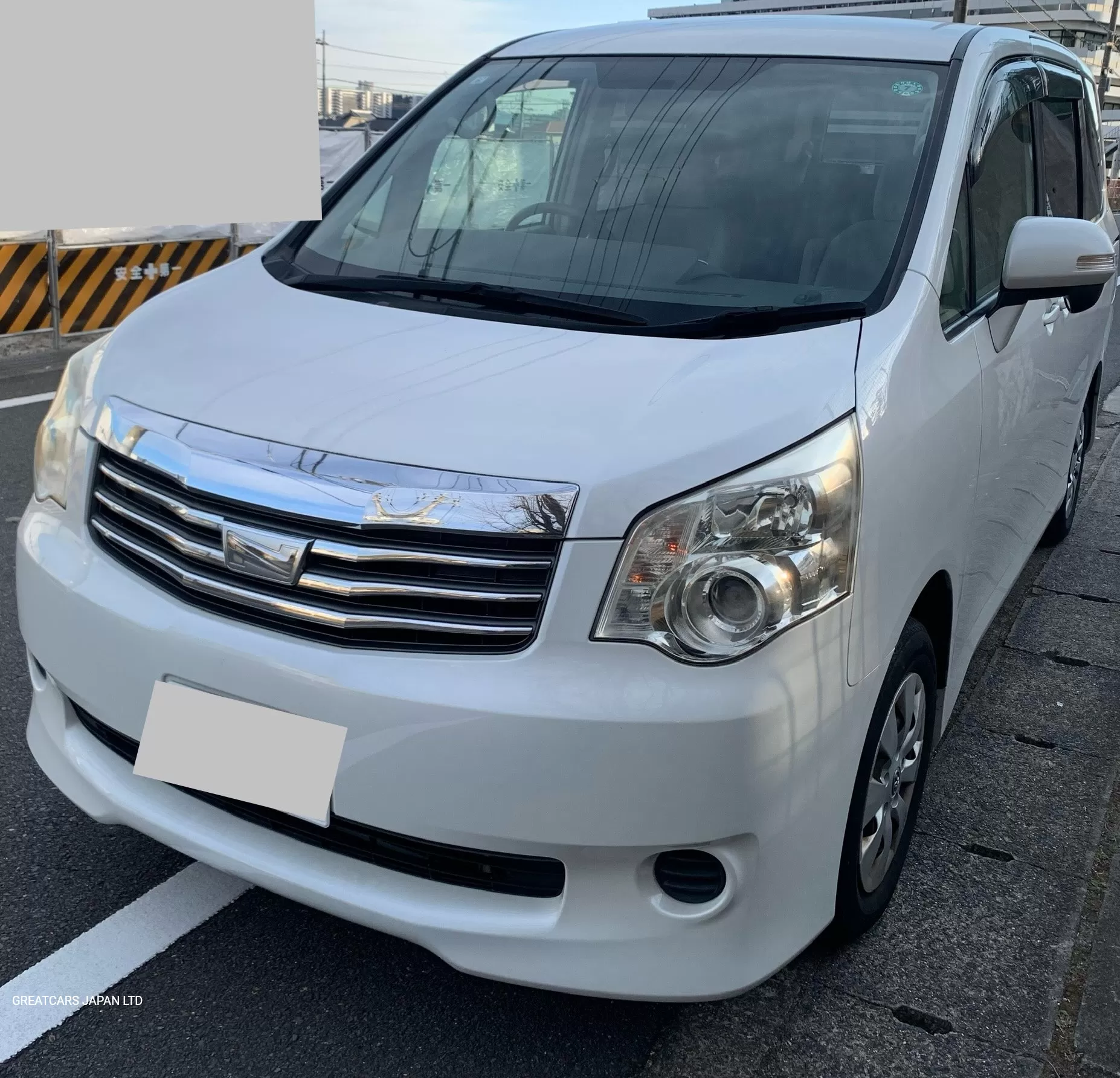 Affordable Toyota Pearl 2wd 2013