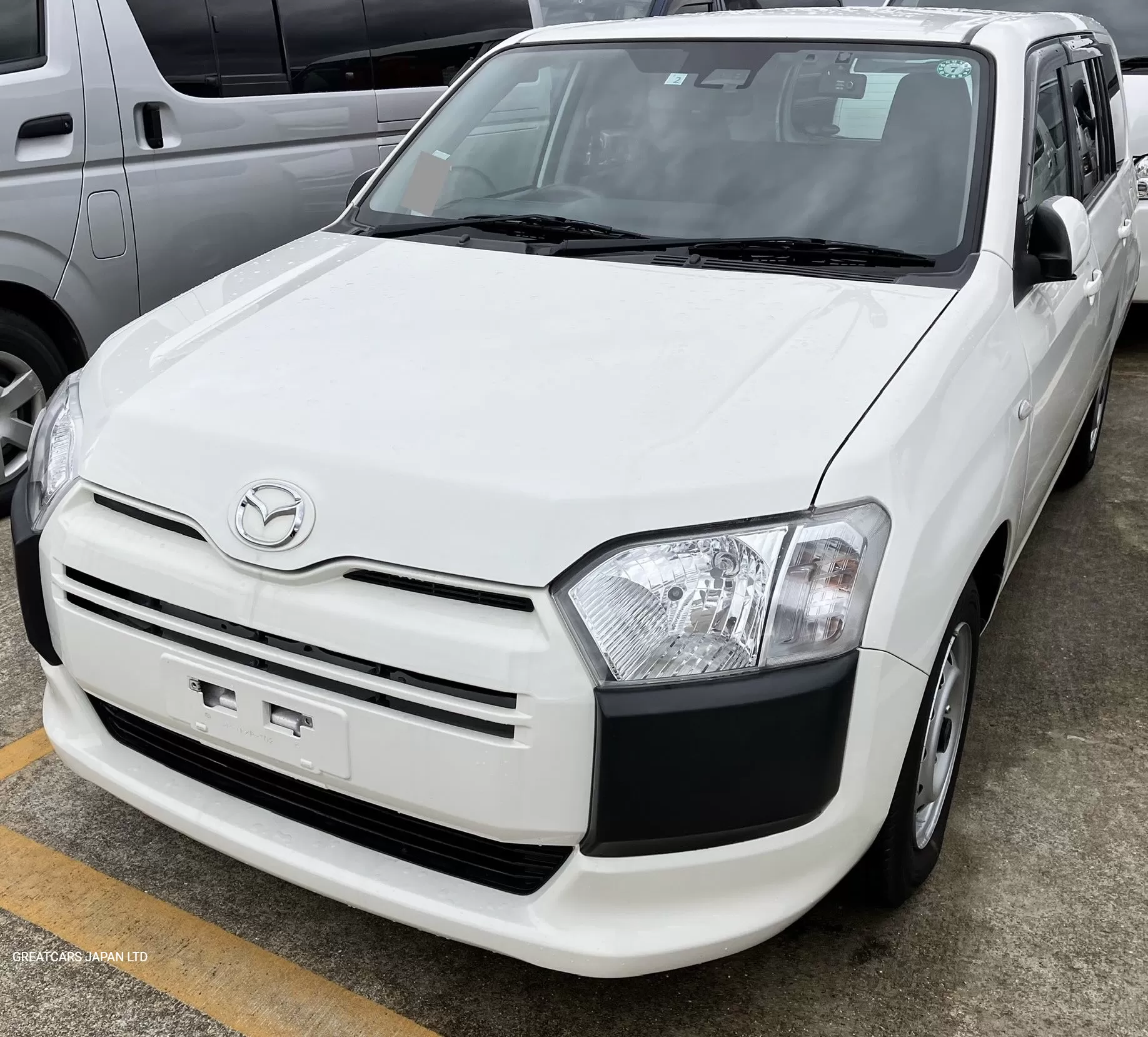 MAZDA FAMILIA VAN DX