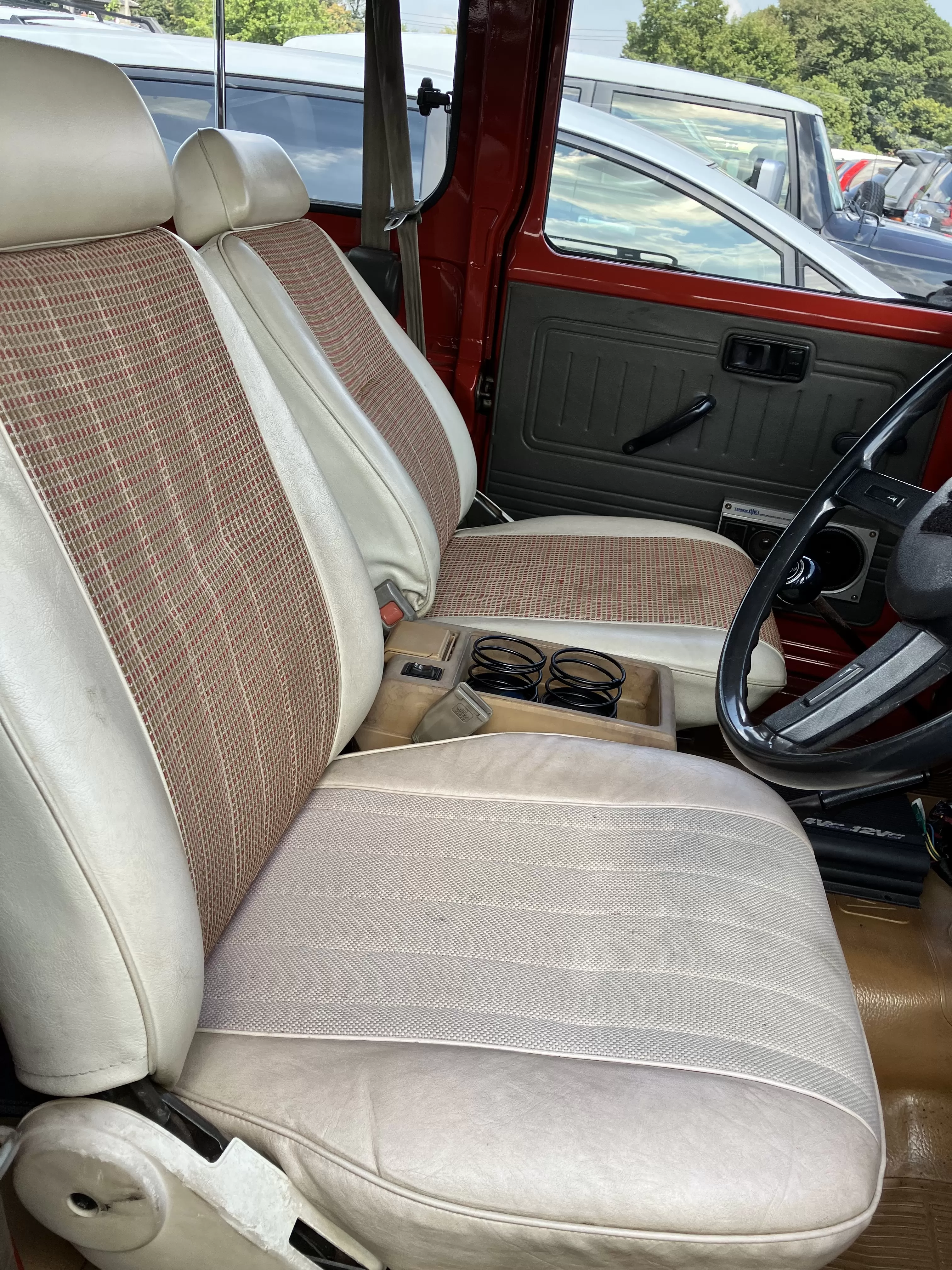 Affordable Toyota Red 4wd 