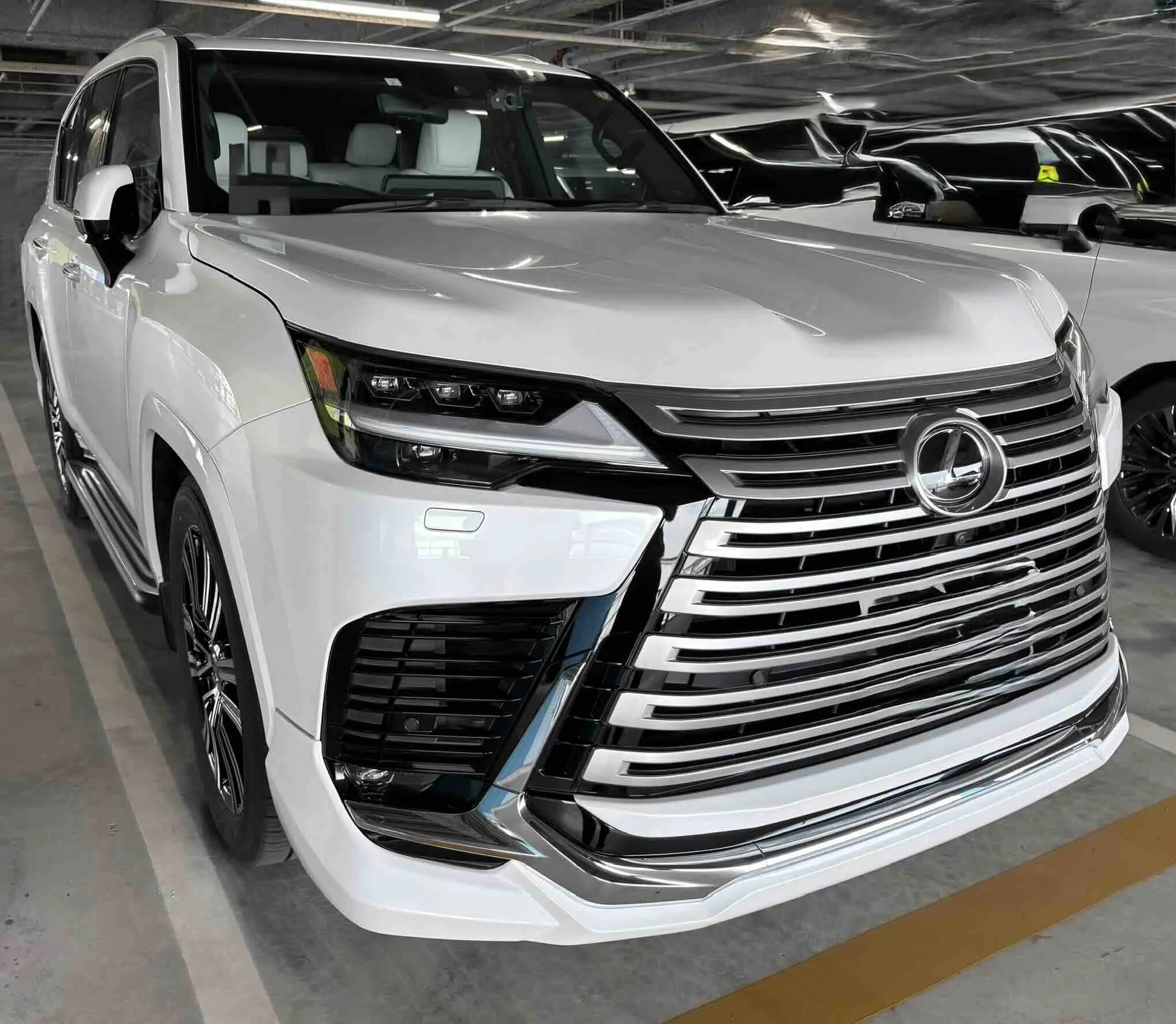 LEXUS LX 4WD LX600