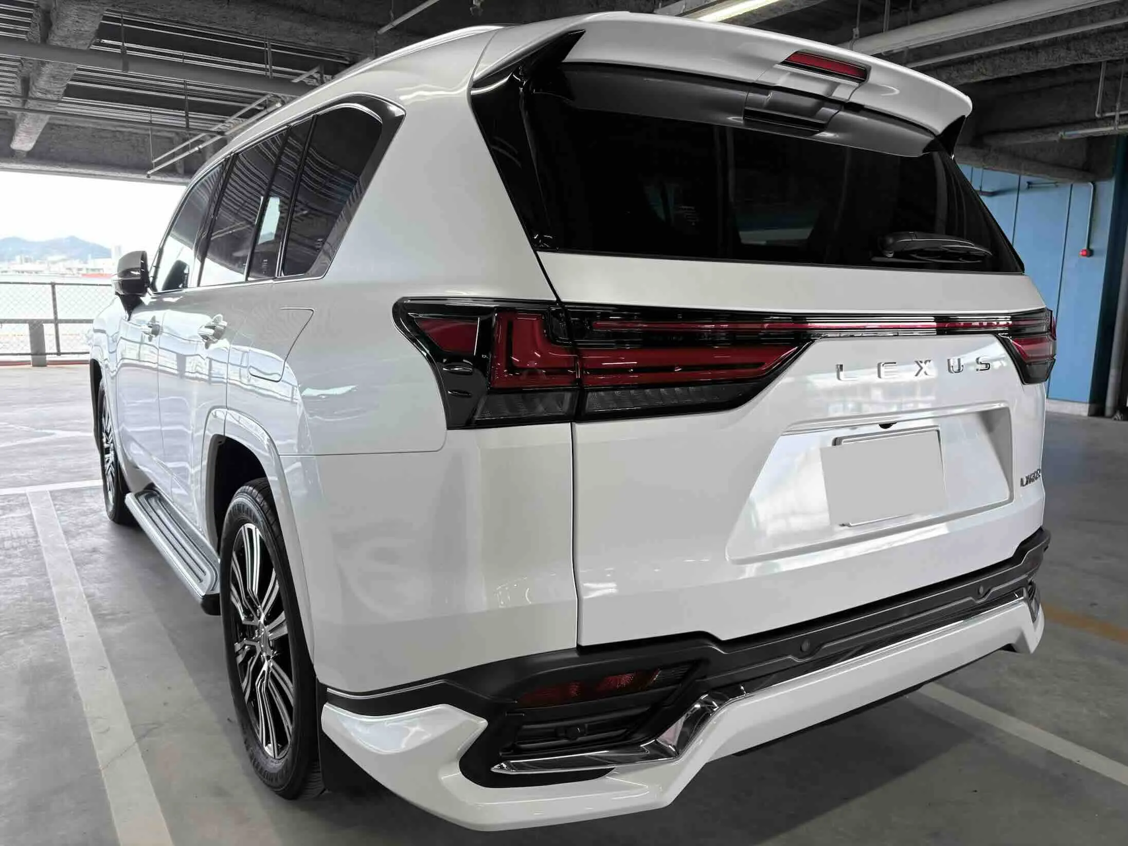 LEXUS LX 4WD LX600