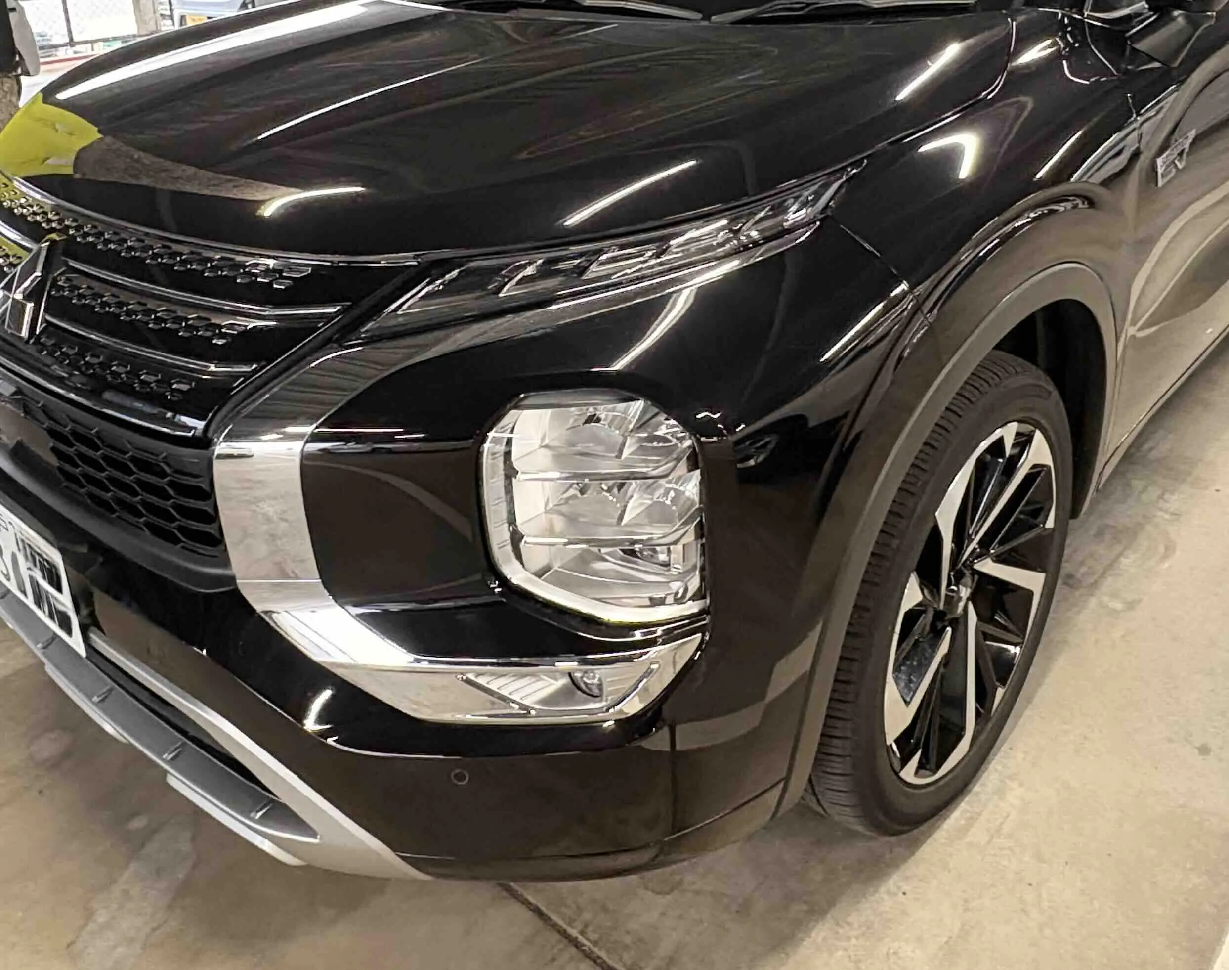 Mitsubishi Outlander PHEV 4WD