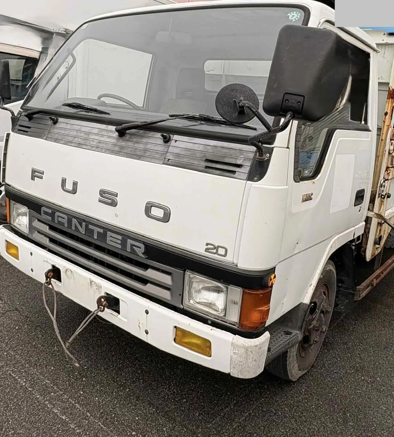 Mitsubishi Fuso Canter 