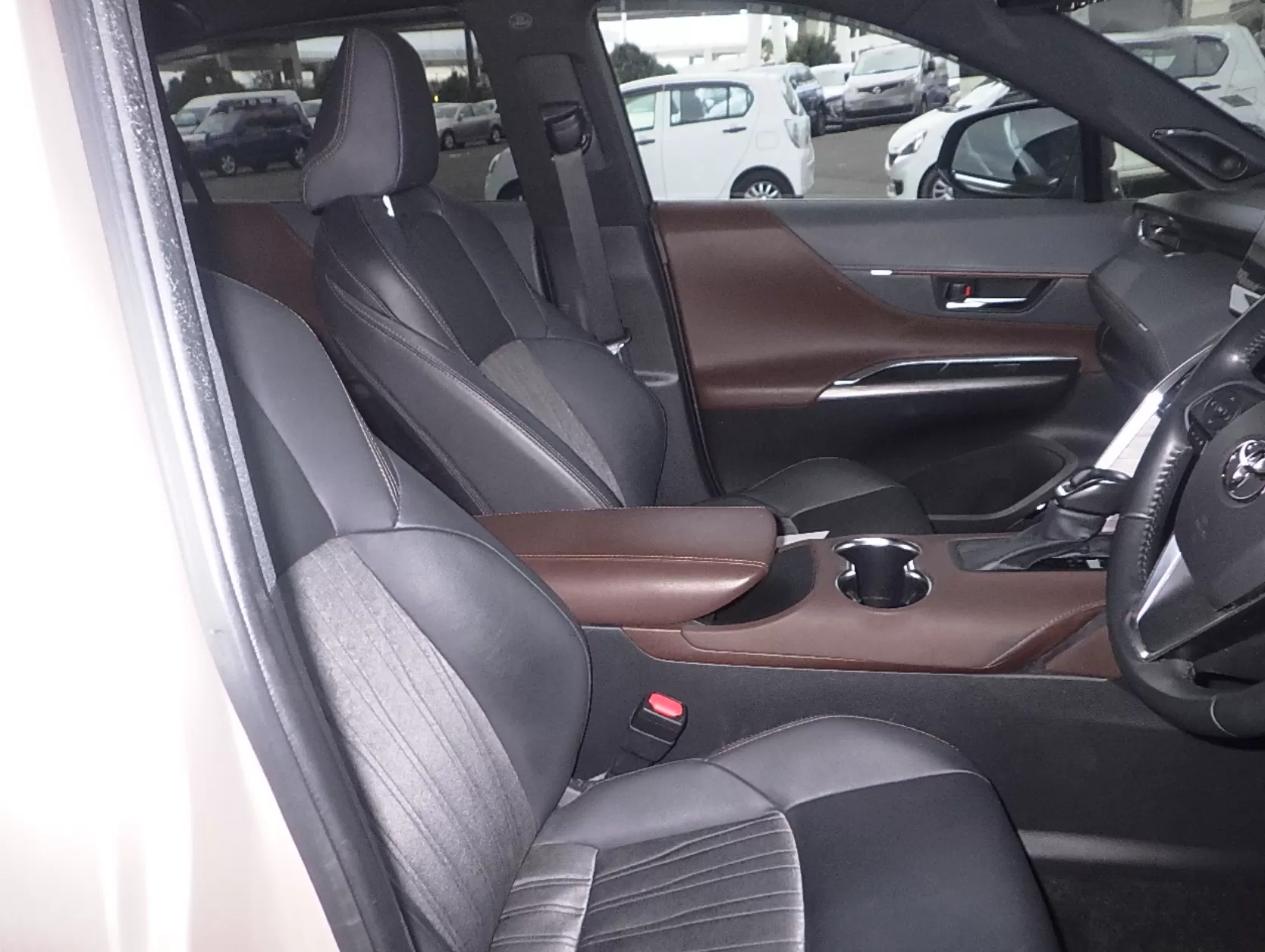 TOYOTA HARRIER HYBRID Z