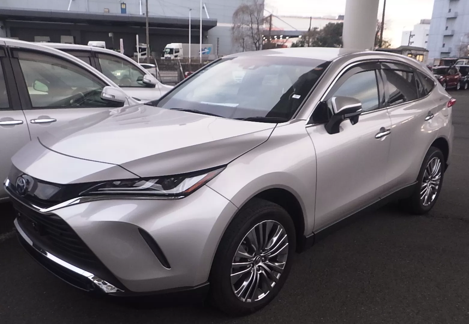 TOYOTA HARRIER HYBRID Z