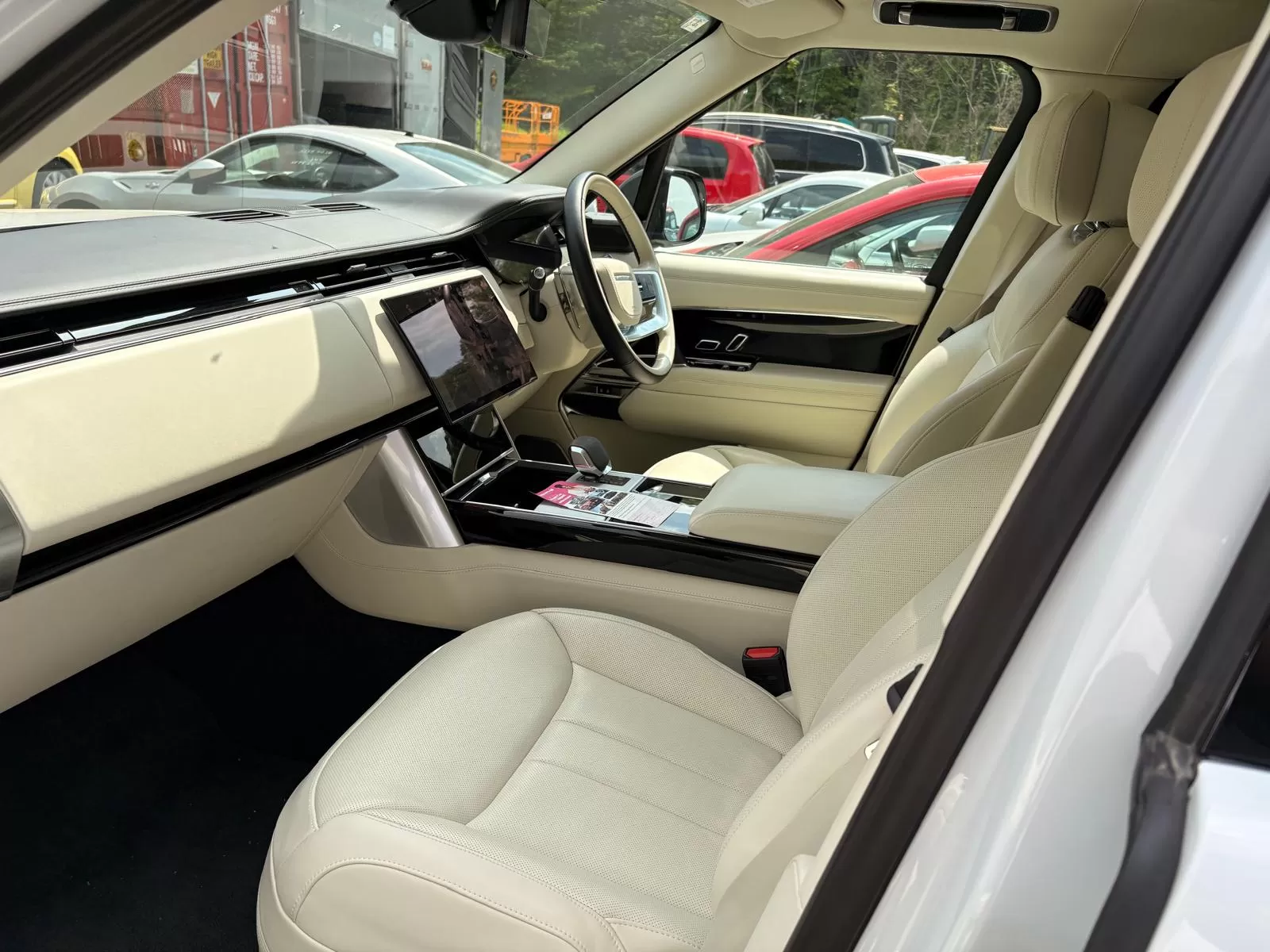 LAND ROVER RANGE ROVER 4WD AUTOBIGRAPHY