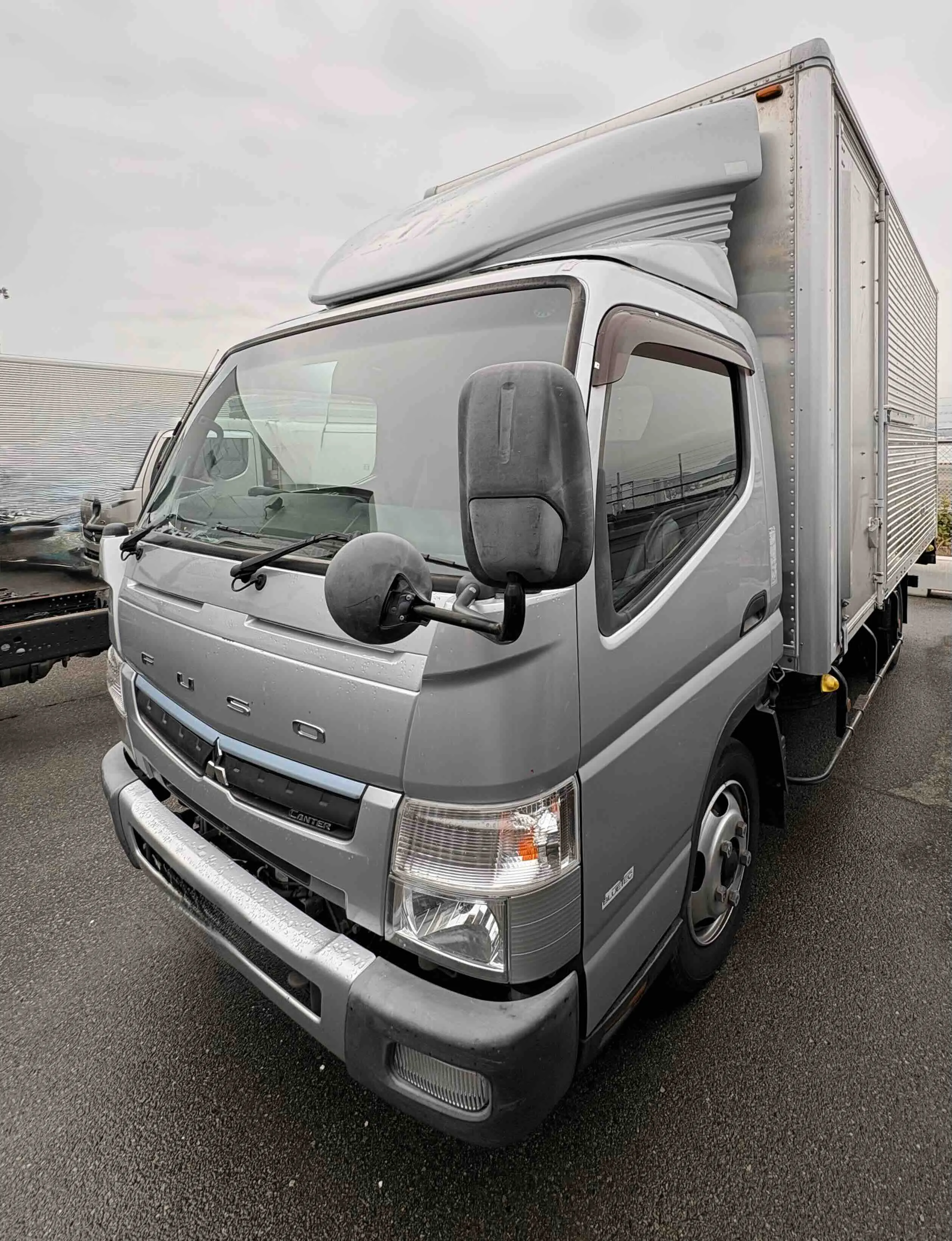Mitsubishi Fuso Canter Aluminium 