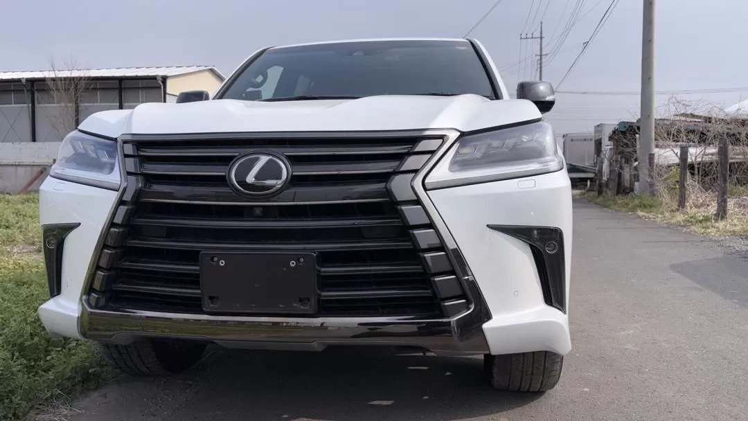 LEXUS LX570
