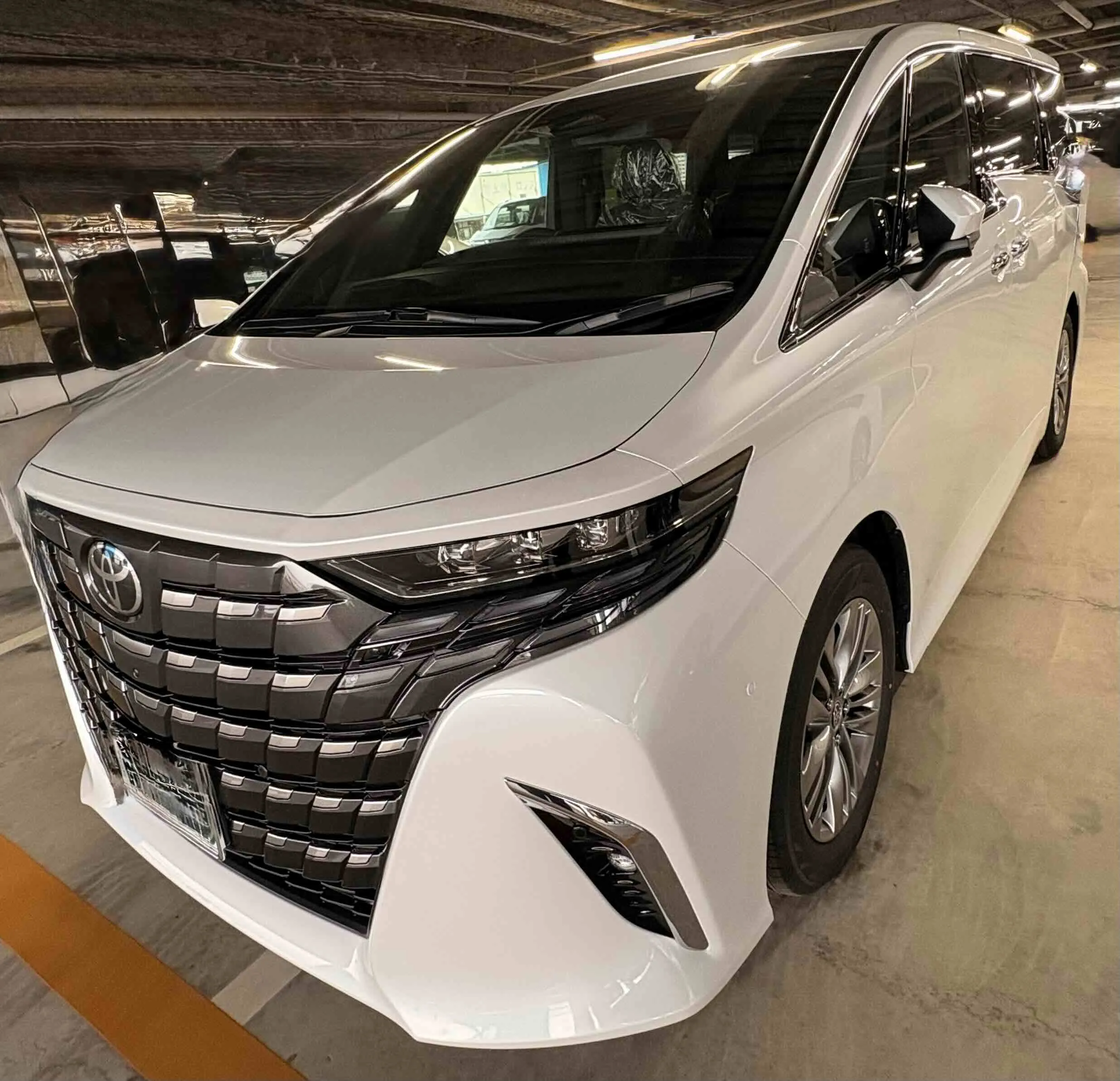 Toyota Alphard hybrid Z