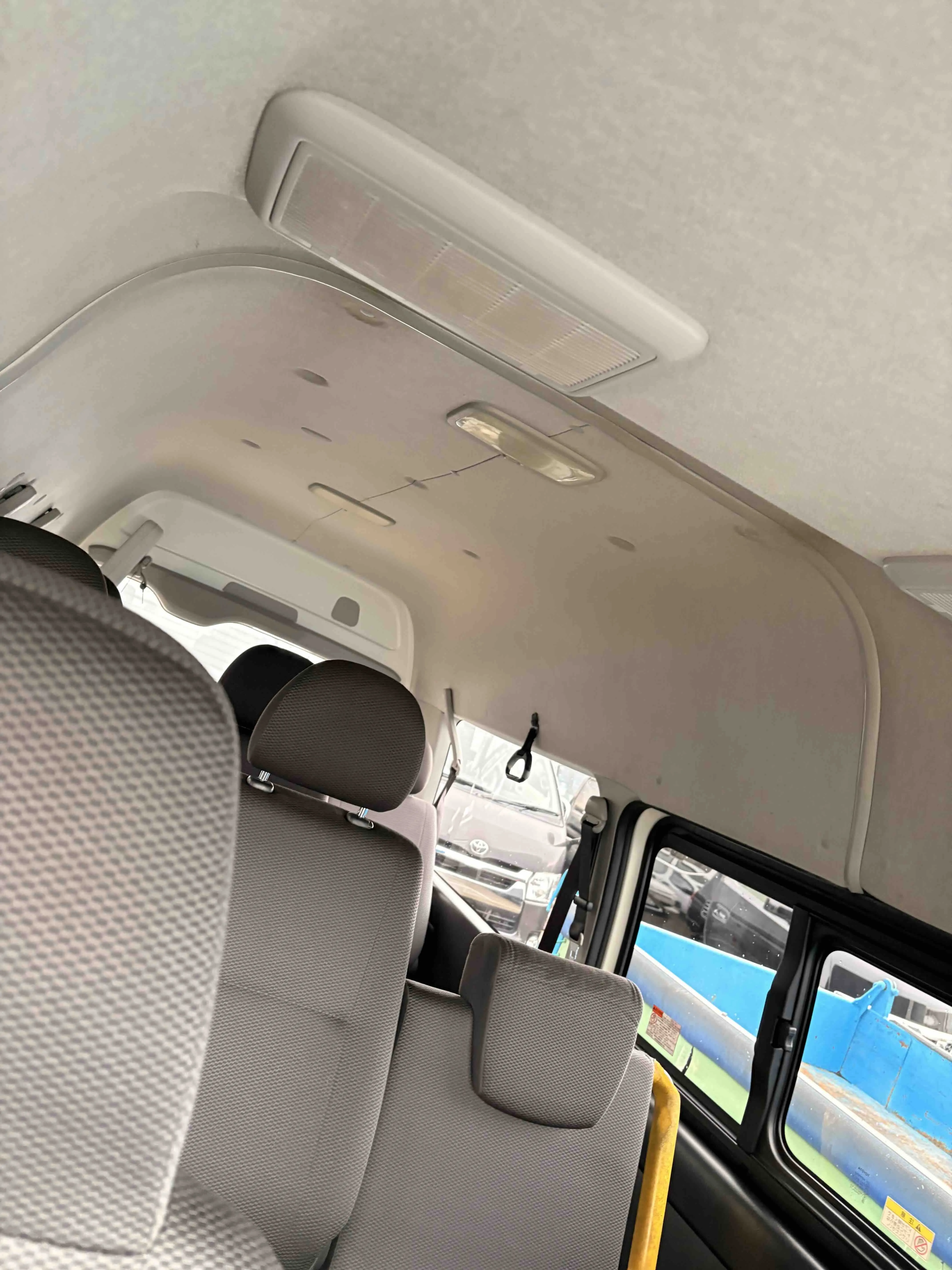 Toyota Hiace Van 4D Welcab