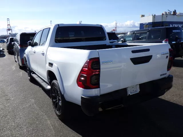 TOYOTA HILUX 4WD Z GR SPORT