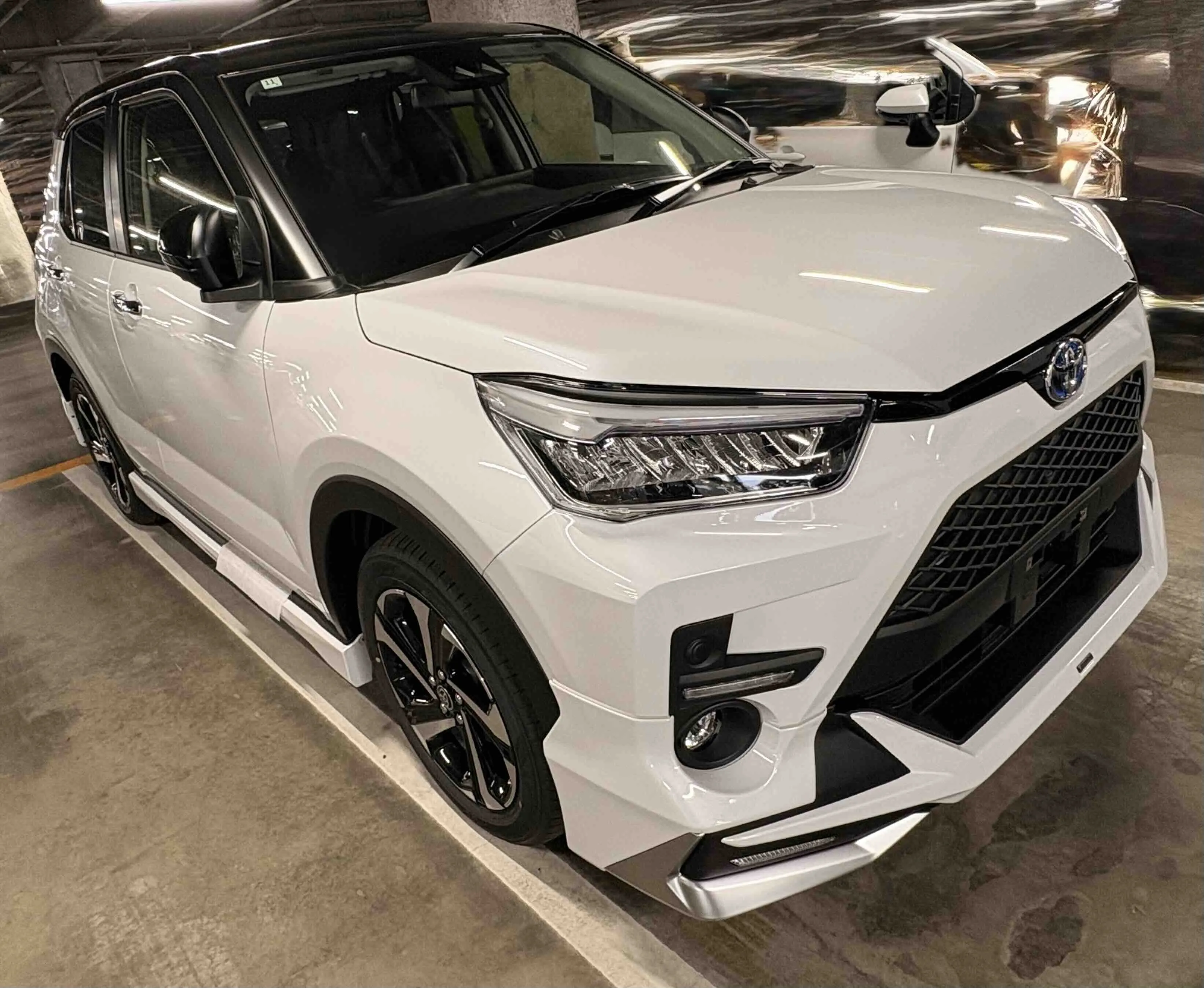 Toyota Raize Hybrid Z