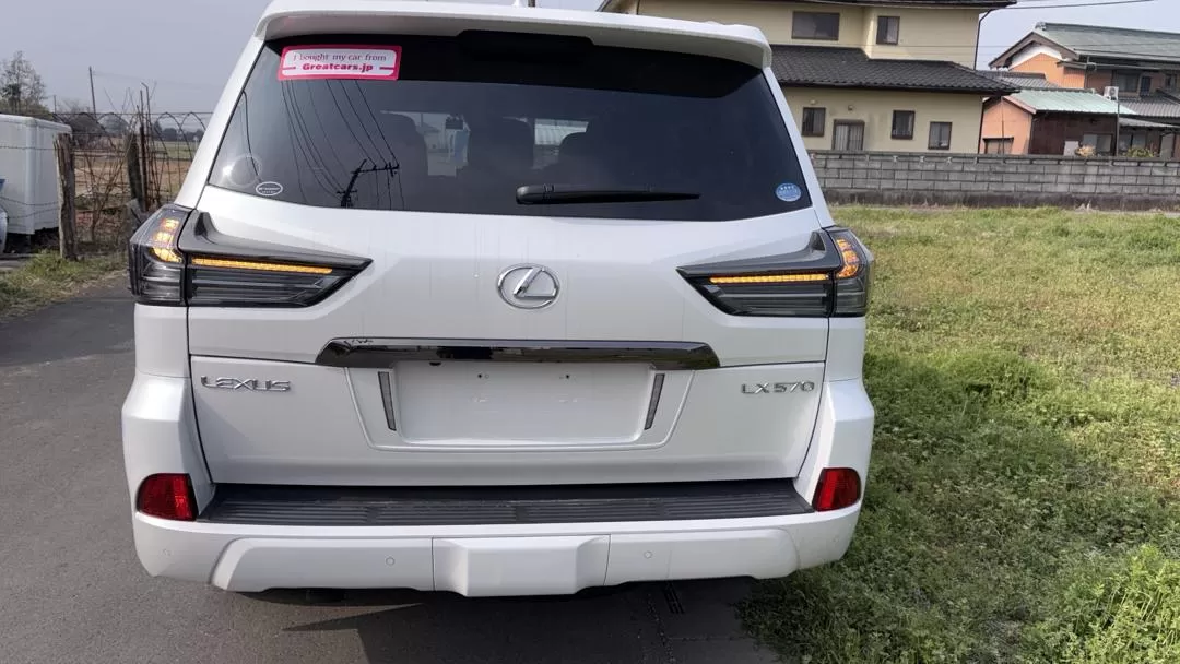 LEXUS LX570
