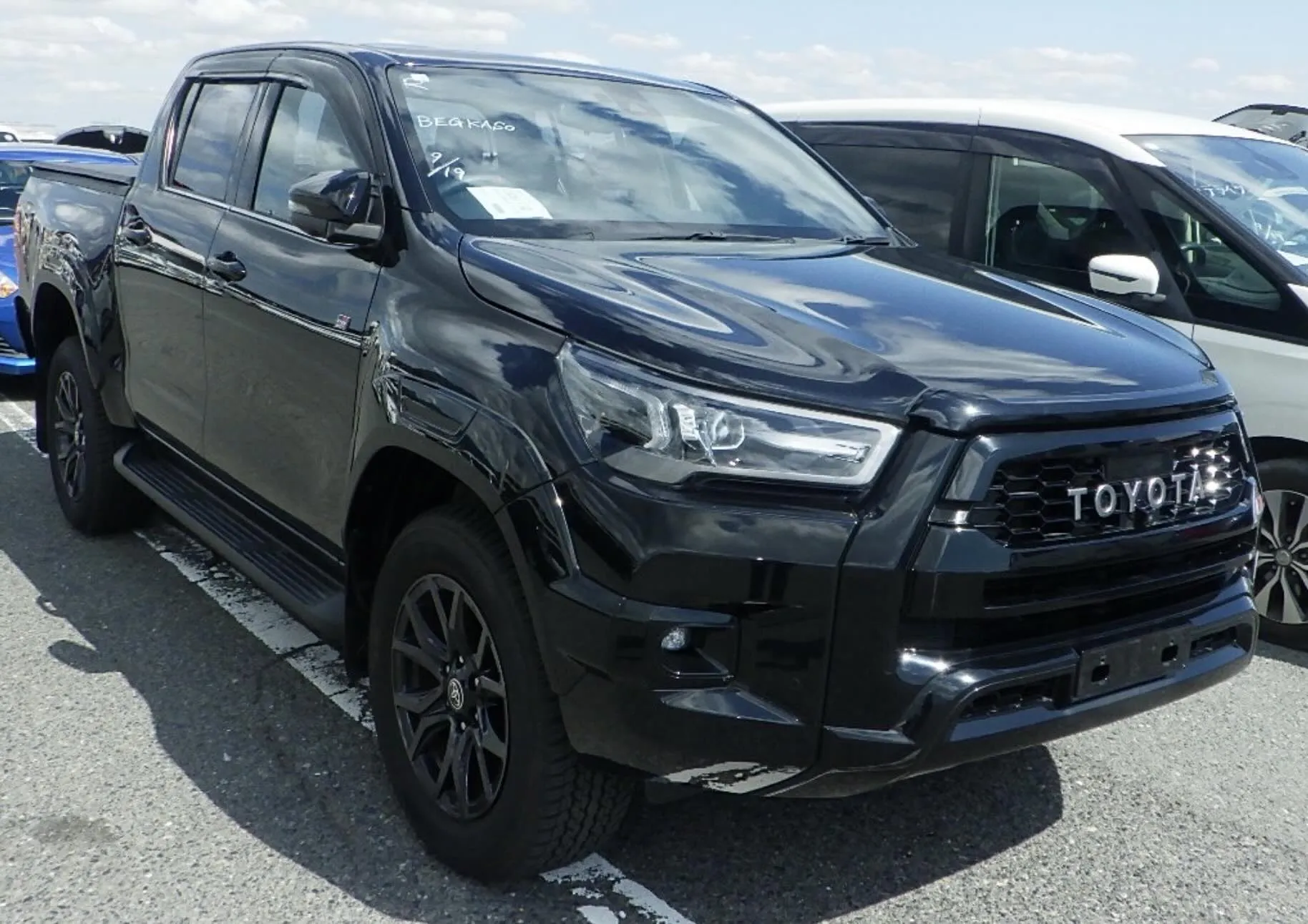 TOYOTA HILUX 4D 4WD Z