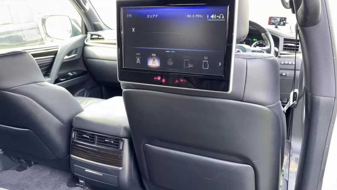 LEXUS LX570