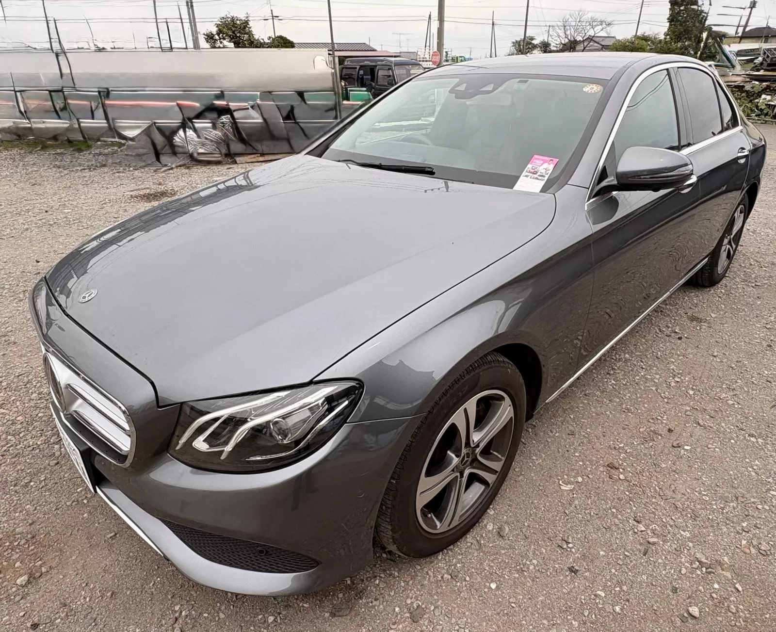 MERCEDES BENZ E-CLASS 4D 4MATIC AVANTAGARDE