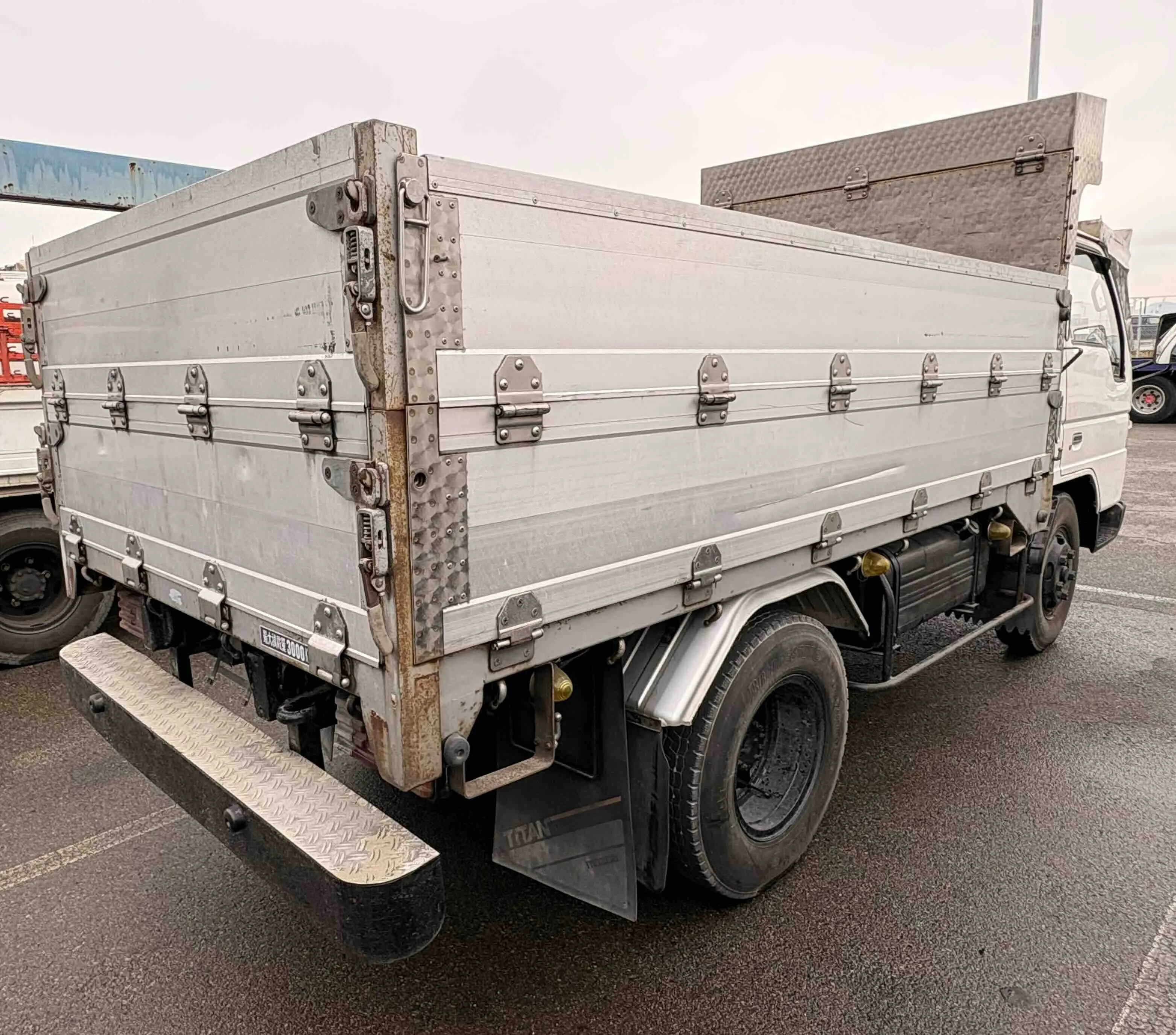Mazda Titan truck