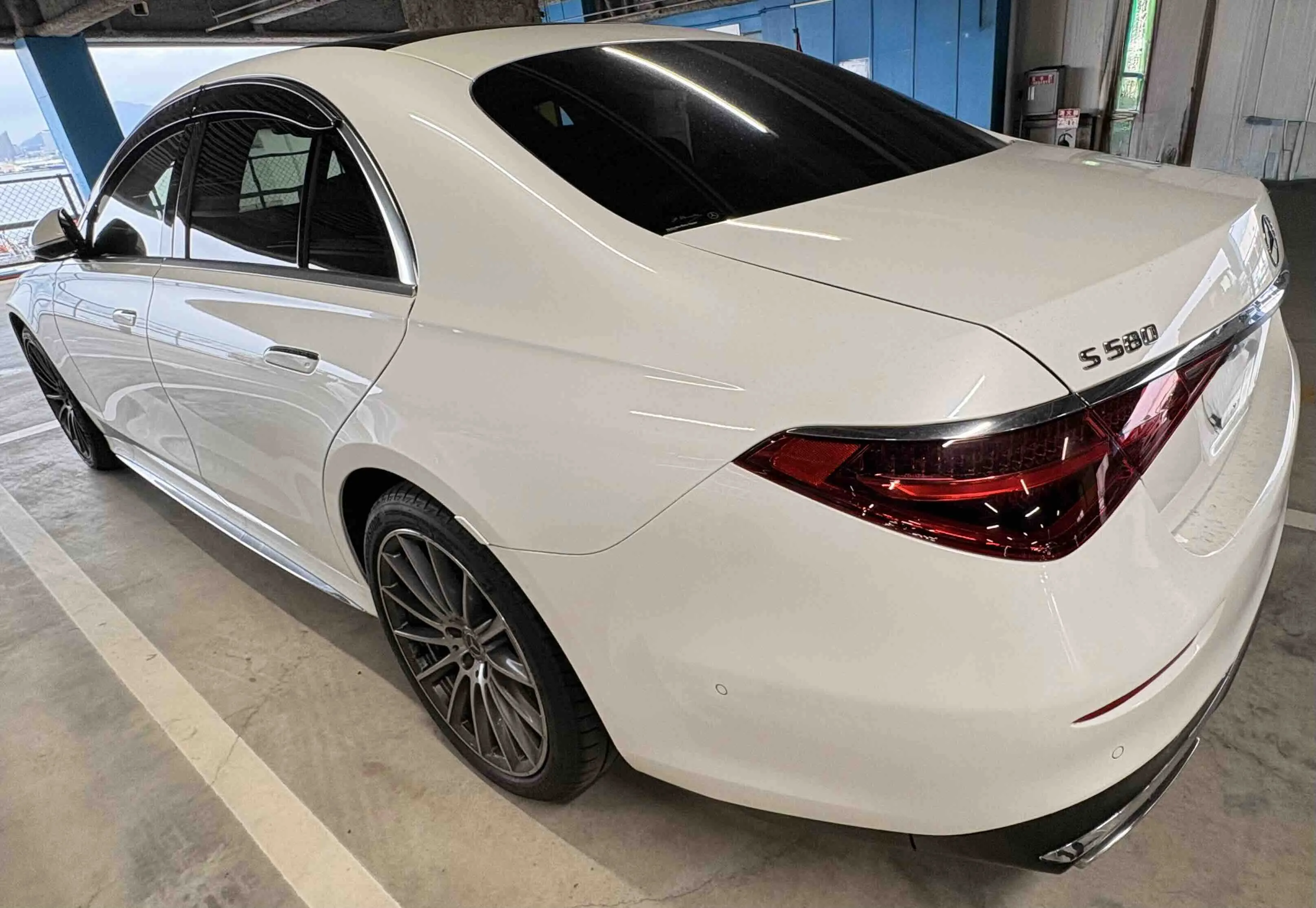 Mercedes Benz S-Class 4D 4Wd